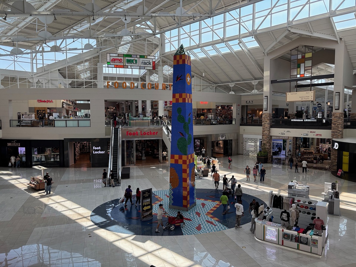 Atrium of The Parks Mall at Arlington with its large-format tile floor